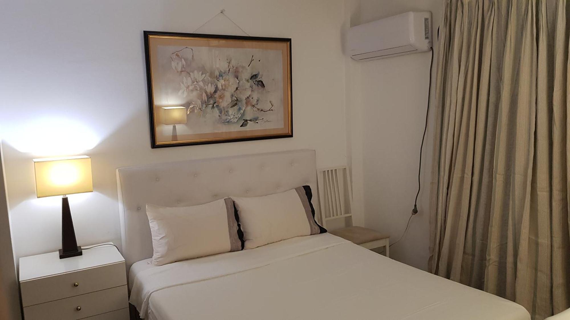 Little Peaceful Retreat Room With Bath, Heating, Terrace, Free Wifi Fridge Easy Parking Marbella Eksteriør bilde