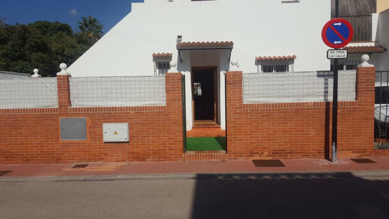 Little Peaceful Retreat Room With Bath, Heating, Terrace, Free Wifi Fridge Easy Parking Marbella Eksteriør bilde